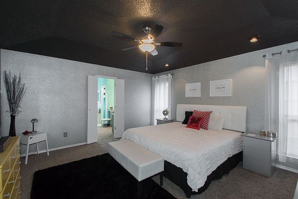 1010 Main Street, Baytown, TX property photo