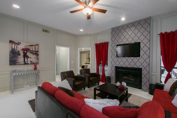 1010 Main Street, Baytown, TX property photo