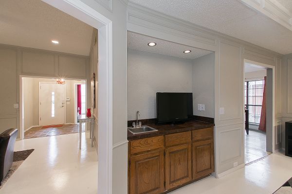 1010 Main Street, Baytown, TX property photo