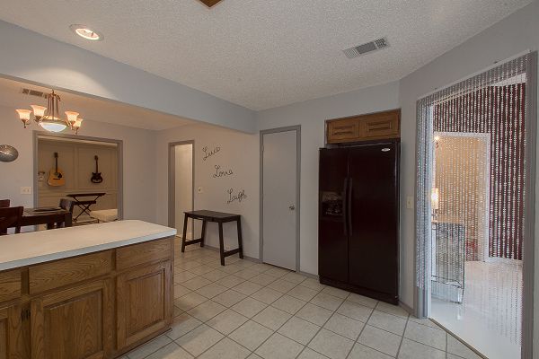 1010 Main Street, Baytown, TX property photo