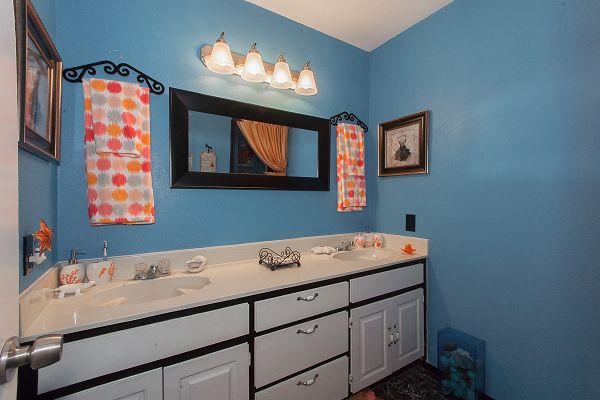 1010 Main Street, Baytown, TX property photo